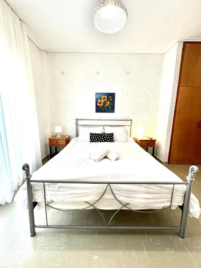 Katerina Apartments Neos Pirgos Room photo